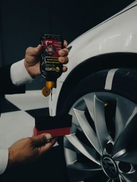 Newmix Seramik Etkili Gold Serisi Nano Lastik Parlatıcı Krem 200g